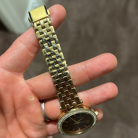 Michael Kors Gold Watch - Picture 4 of 4